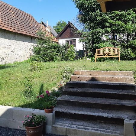 Apartmány pri kostole Liptovská Kokava Esterno foto